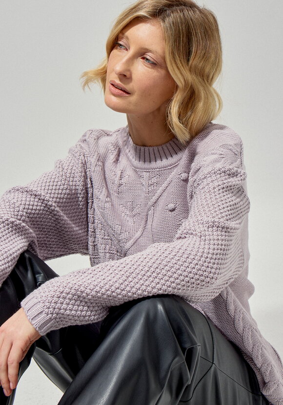 Джемпер с комбинированным фактурным рисунком шир.  580, рис. 21