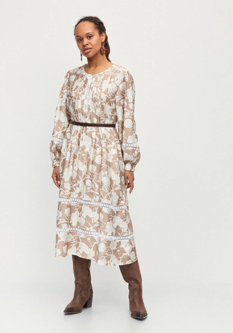 Платье с вставками кружева Катрин шир.  750, рис. 1