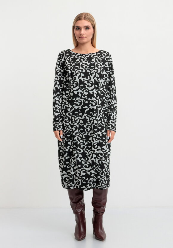 Платье Счастливые мгновения шир.  580, рис. 10