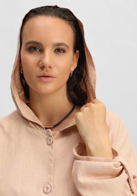 Рубашка с капюшоном и асимметричным низом шир.  580, рис. 15