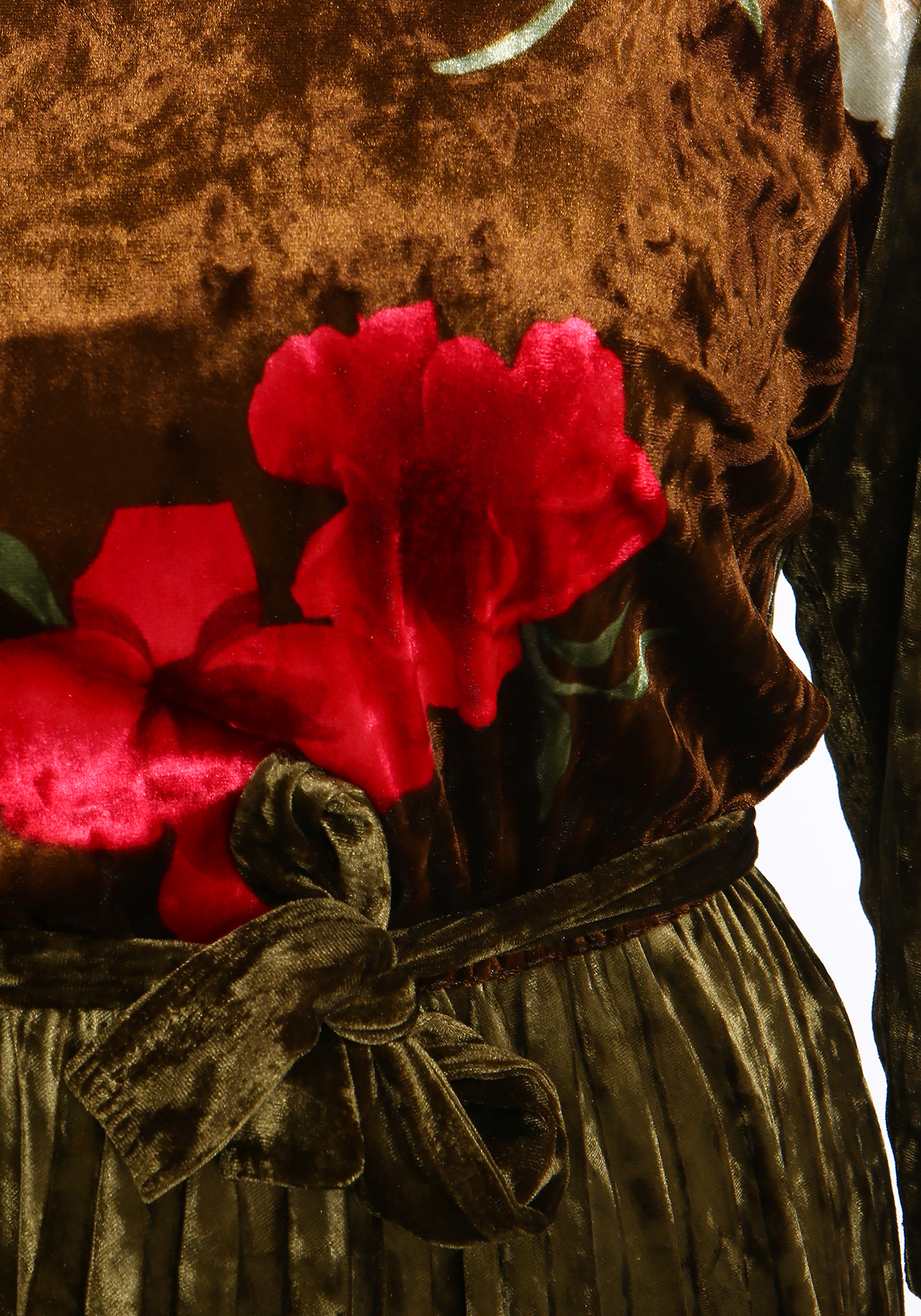 Платье велюровое с цветами Bianka Modeno, размер 56 - фото 8