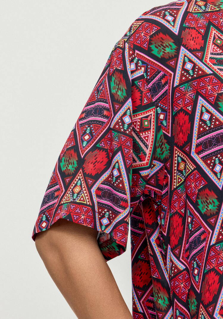 Блуза из штапеля с этническим рисунком шир.  750, рис. 21