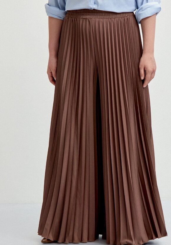 Брюки гофре с декоративным поясом шир.  580, рис. 13