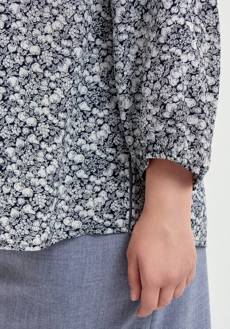 Блуза со складкой по спинке шир.  750, рис. 6