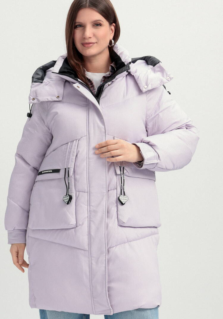 Пуховик с капюшоном и объемными карманами шир.  750, рис. 17