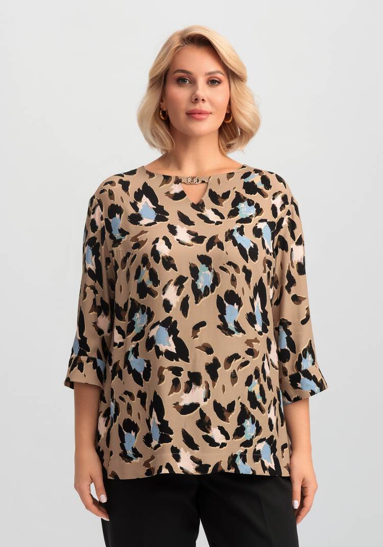 Блуза из вискозы с анималистичным принтом шир.  750, рис. 4