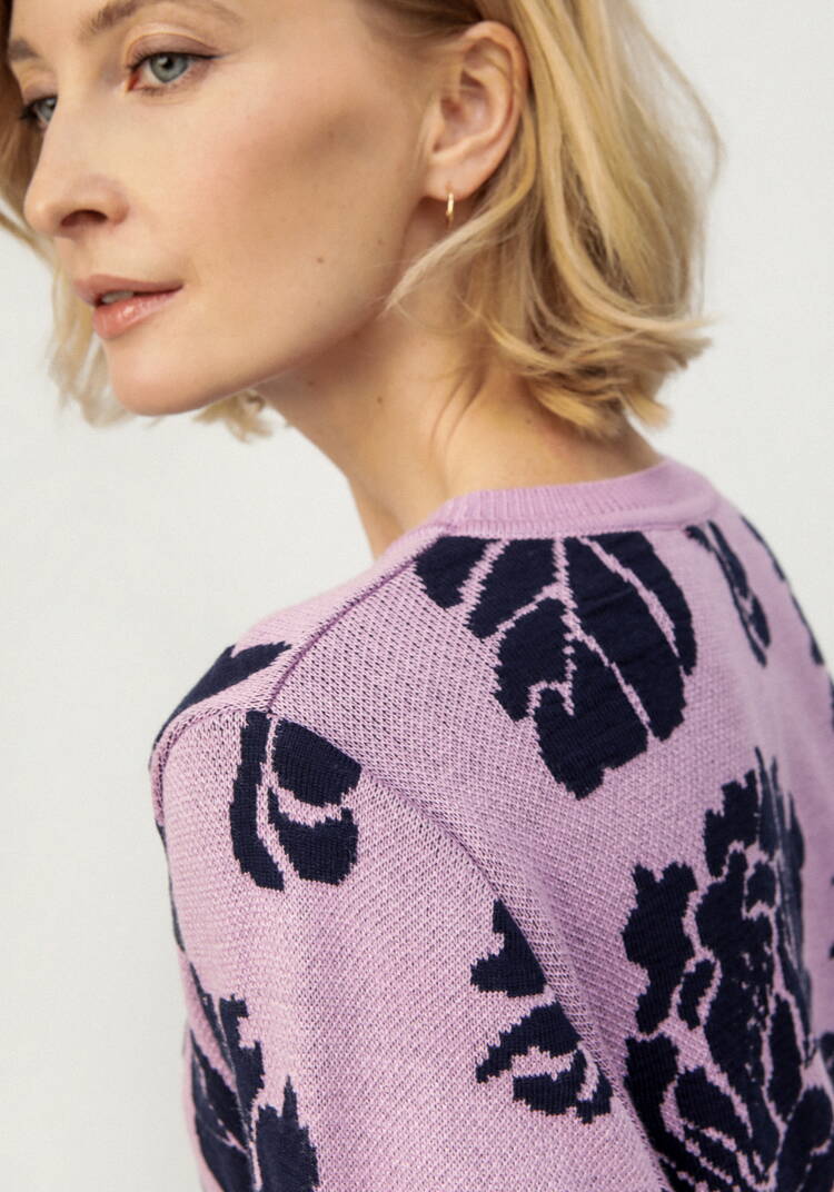 Джемпер с цветочно-лиственным принтом шир.  750, рис. 19