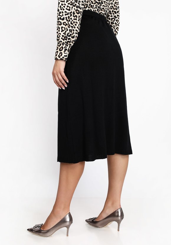 Юбка с имитацией запаха и декором из пуговиц шир.  580, рис. 8