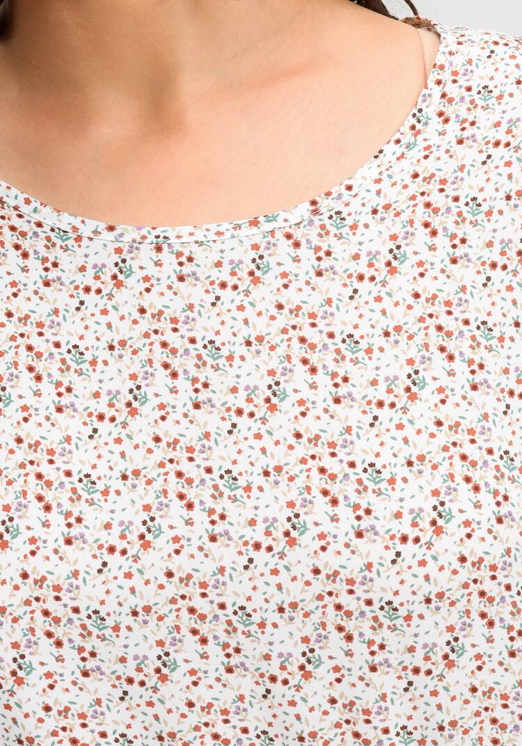 Блуза с воланом по низу и на рукавах шир.  750, рис. 25