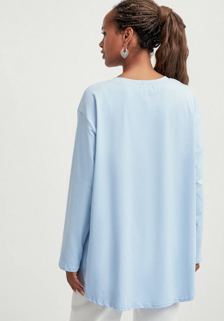 Туника свободного силуэта с разрезами шир.  750, рис. 13