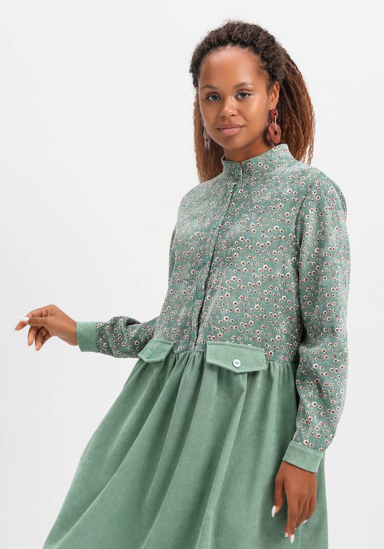 Платье комбинированное с воротником-стойкой шир.  750, рис. 26