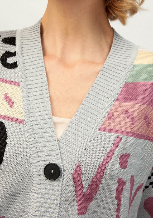 Кардиган удлиненный с ярким рисунком шир.  580, рис. 14