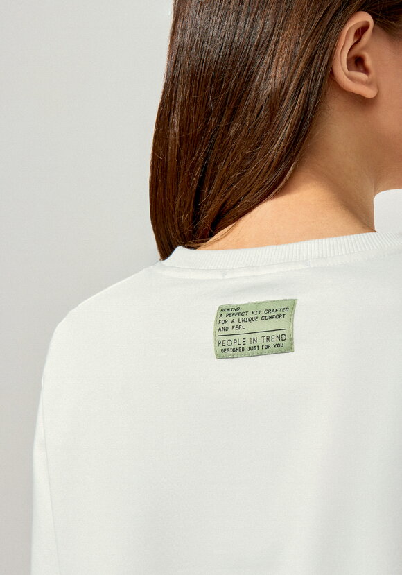 Лонгслив с нашивкой на спине шир.  580, рис. 5