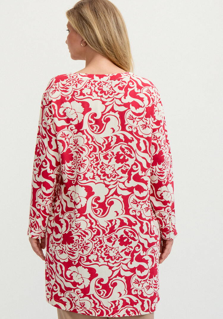 Блуза удлинённая с карманами шир.  750, рис. 19