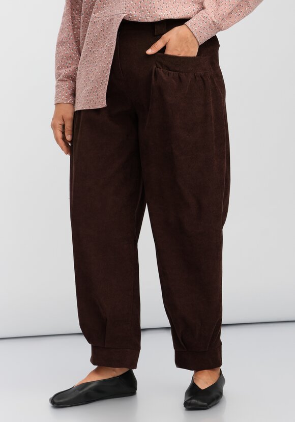 Брюки-бананы с манжетами по низу шир.  580, рис. 8