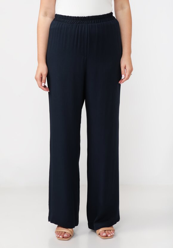 Брюки свободные от бедра шир.  580, рис. 4