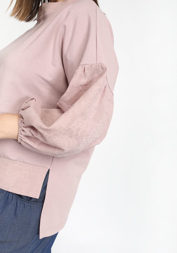 Джемпер из двух видов ткани шир.  580, рис. 8