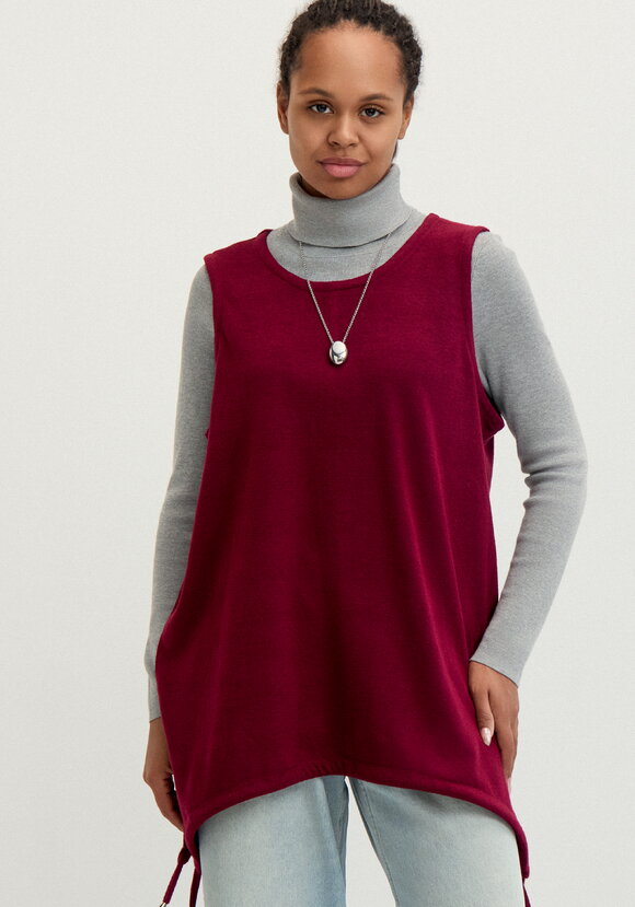 Жилет на кулиске по низу шир.  580, рис. 9