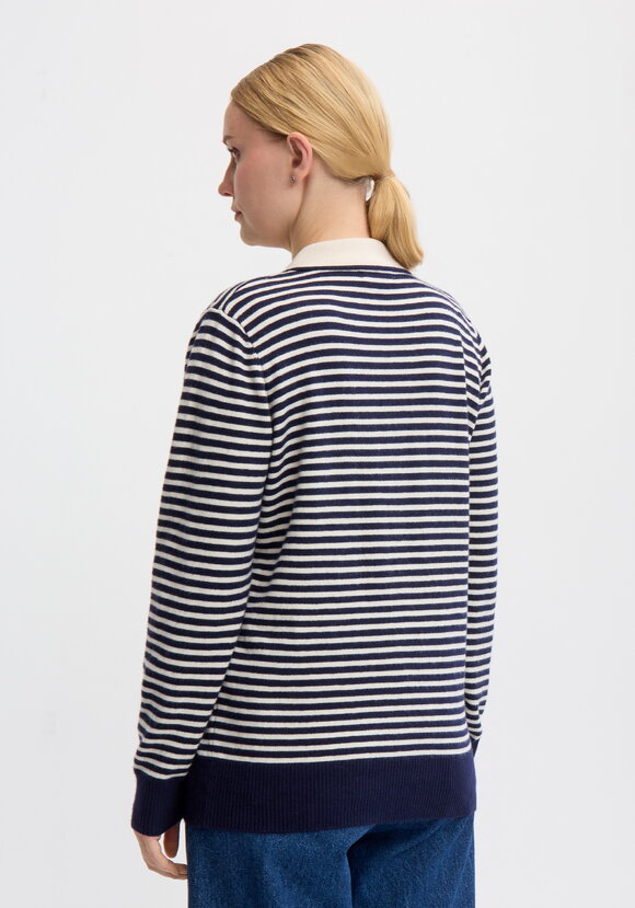 Трикотажный джемпер в полоску шир.  580, рис. 3