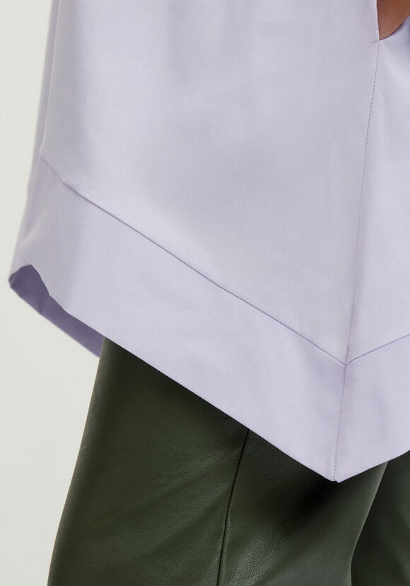 Рубашка с отложным воротом стойкой шир.  580, рис. 16