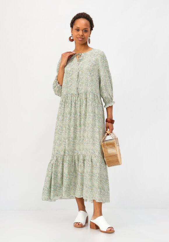 Платье с ярусами из штапеля шир.  580, рис. 33