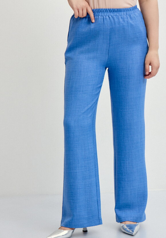 Брюки прямые свободные на резинке шир.  580, рис. 4