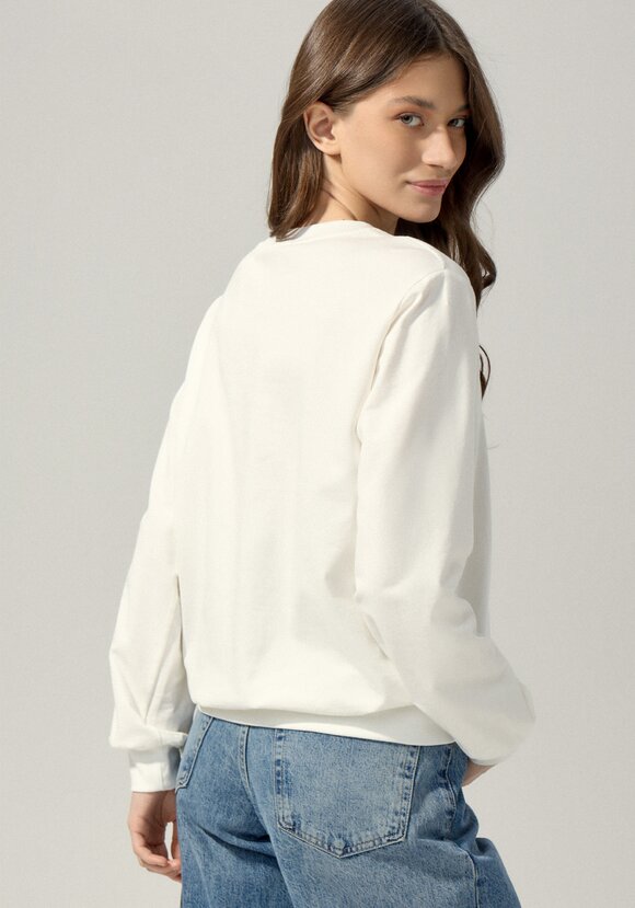 Свитшот с объемным принтом на груди шир.  580, рис. 3