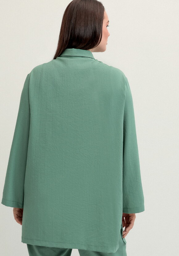 Рубашка на пуговицах свободного кроя шир.  580, рис. 11