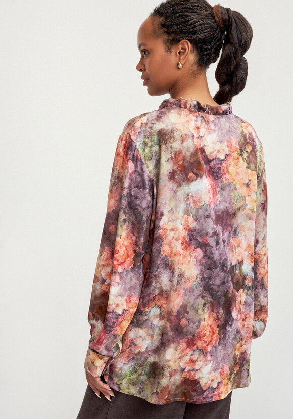 Блуза с потайной застежкой шир.  580, рис. 20