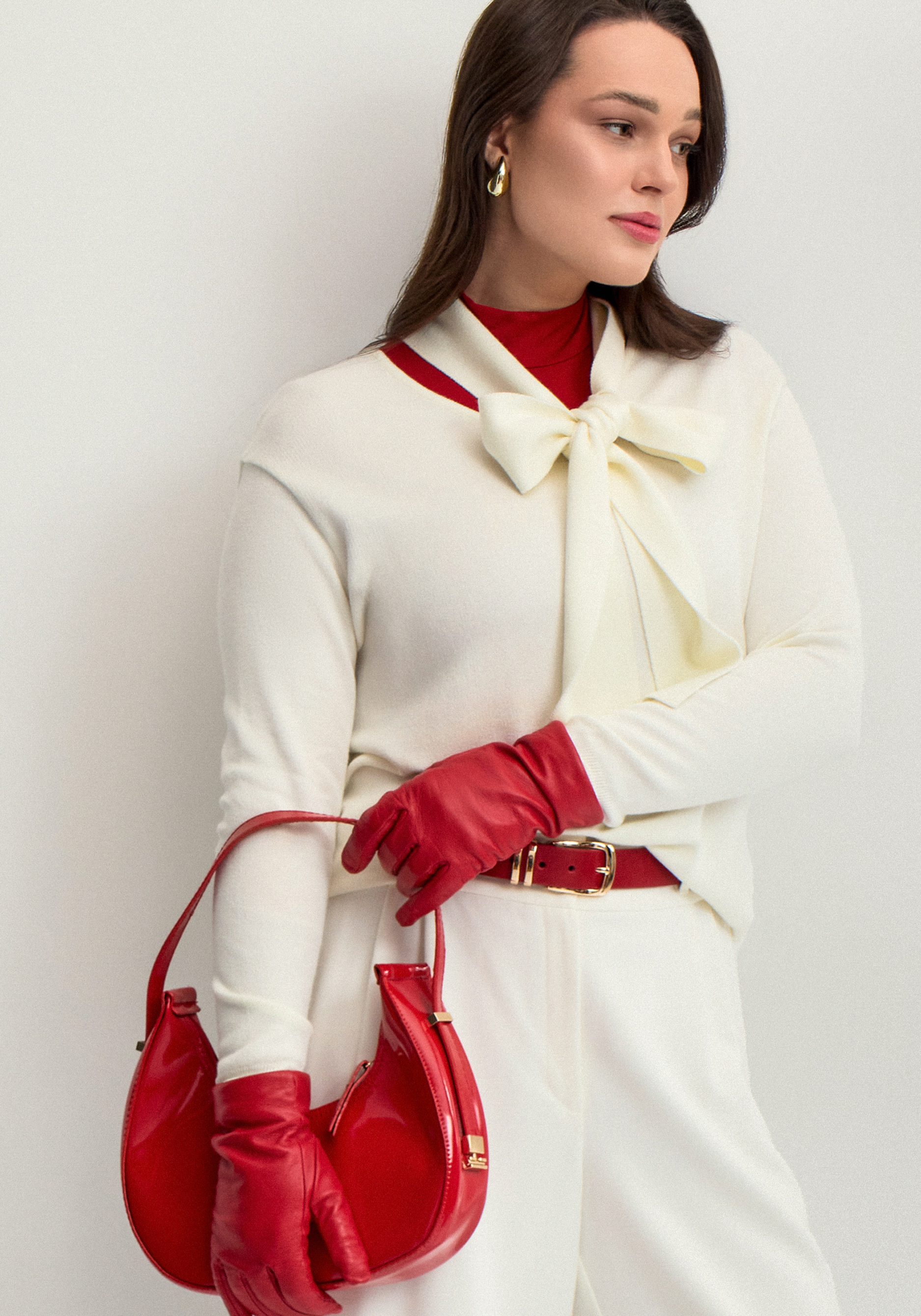 

Джемпер со съемным бантом, Белый