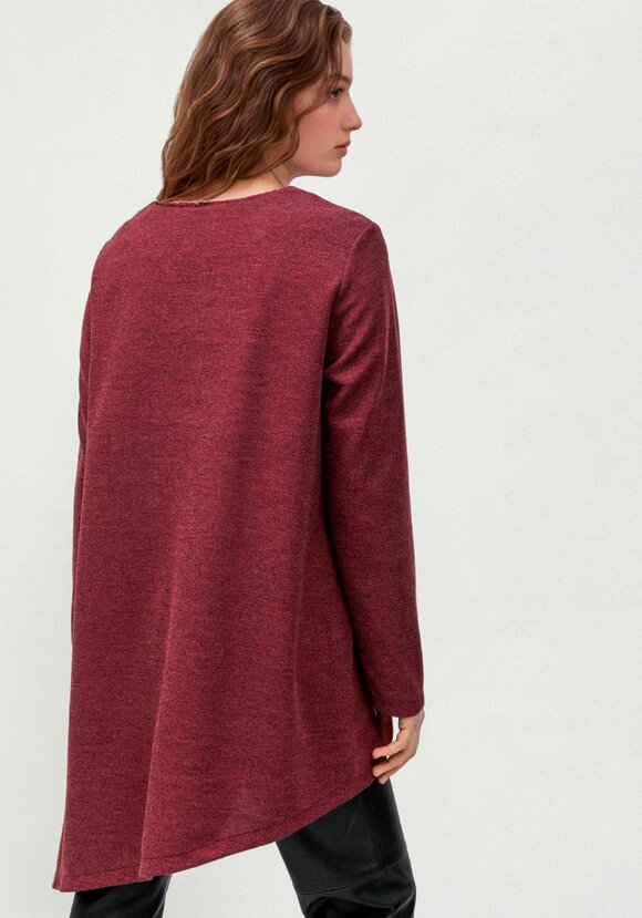 Туника с V-образным вырезом и косым низом шир.  580, рис. 10