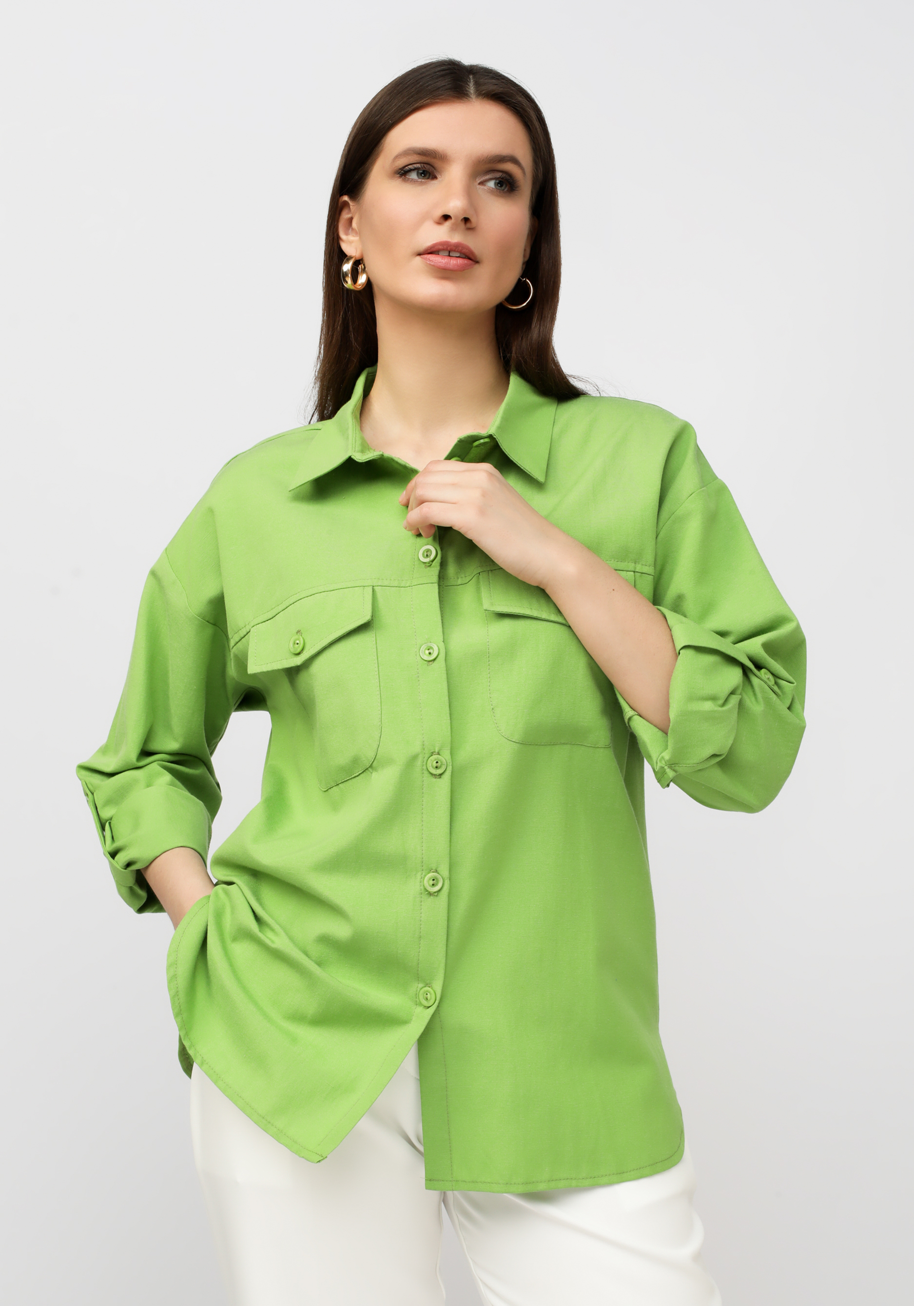 Блуза с патами на рукавах свободного кроя блуза из шитья свободного кроя