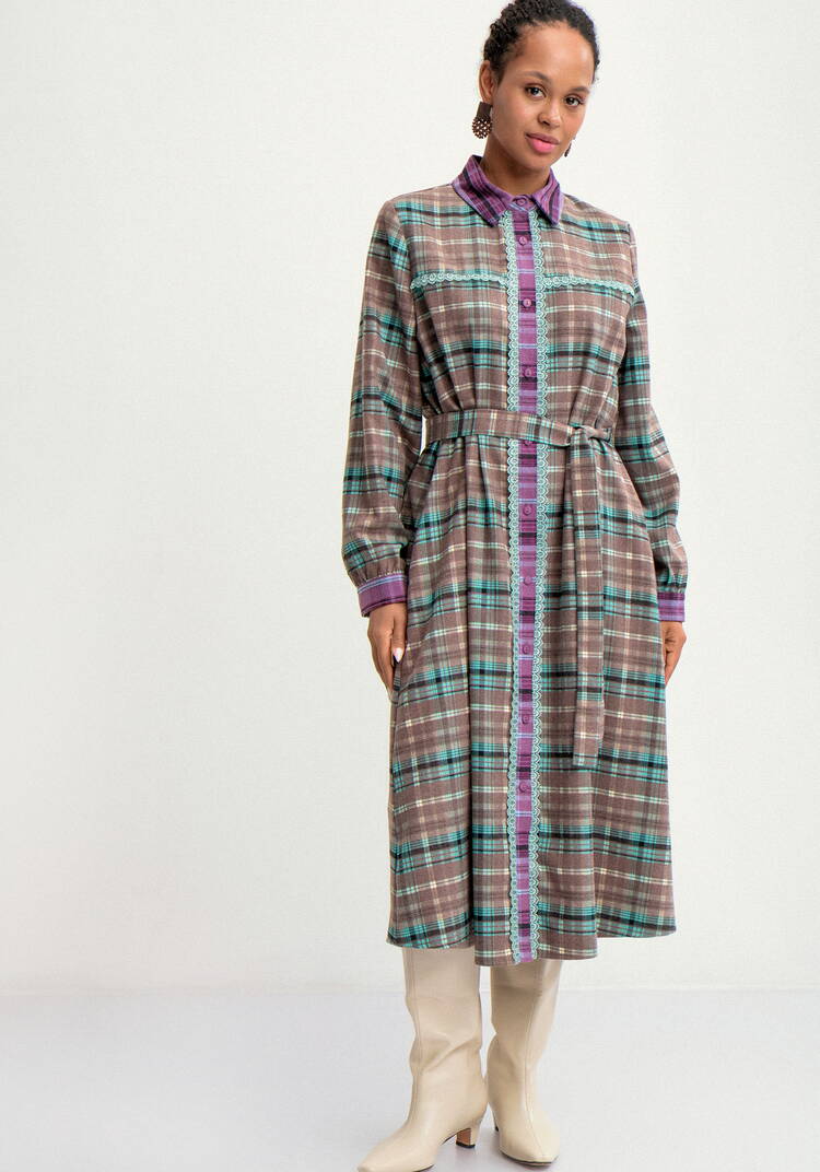 Платье-рубашка в клетку на пуговицах шир.  750, рис. 14