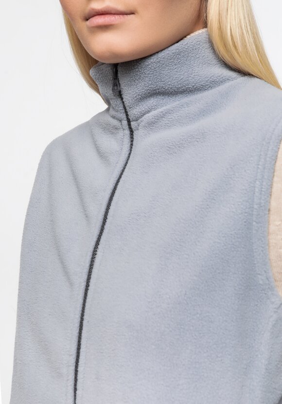 Жилет из флиса шир.  580, рис. 20