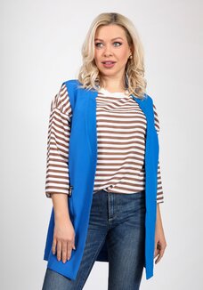 Жилет с оригинальным воротником и карманами