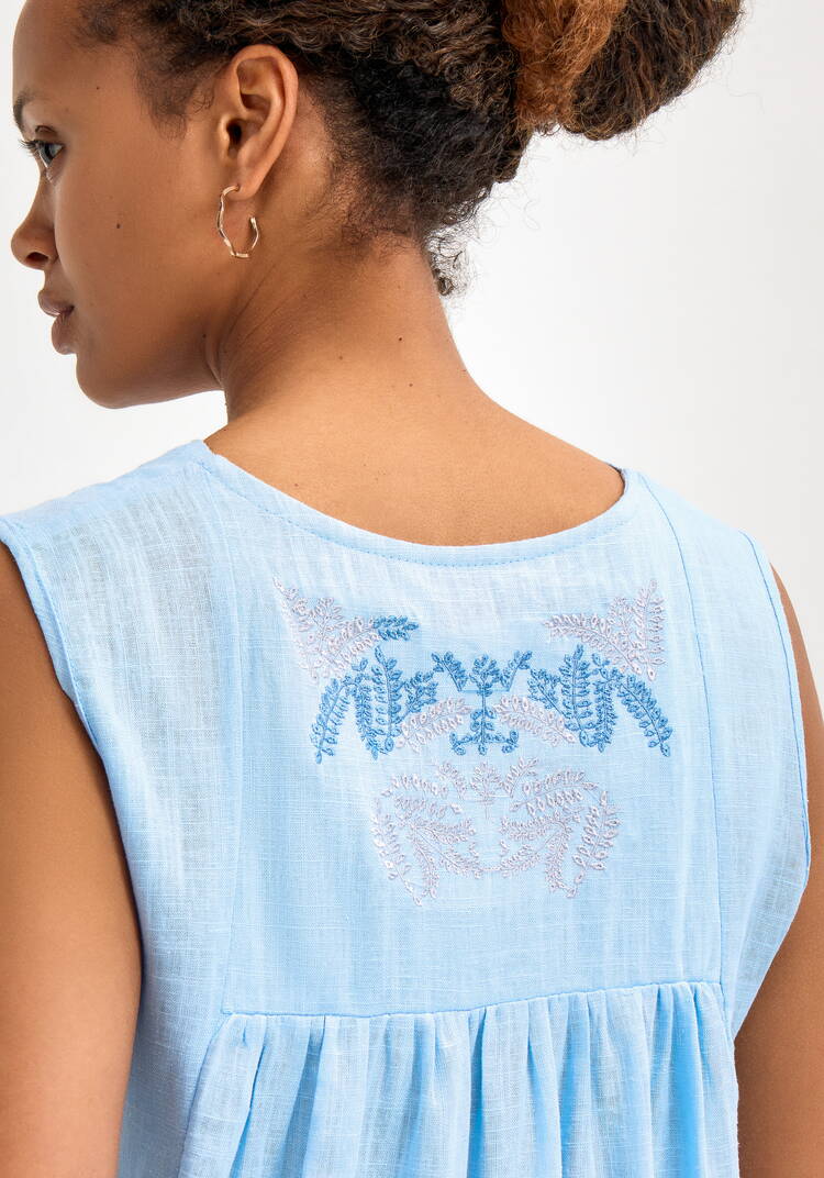 Блуза с вышивкой по переду и спинке шир.  750, рис. 14