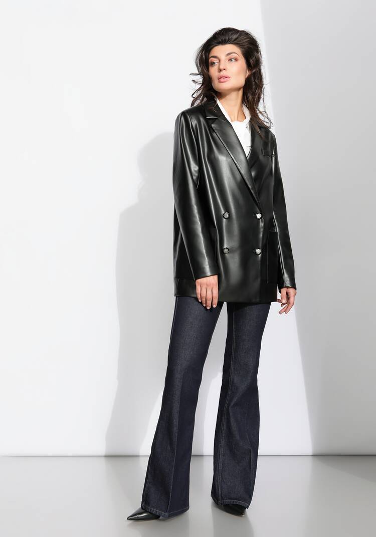 Пиджак двубортный из экокожи шир.  750, рис. 7