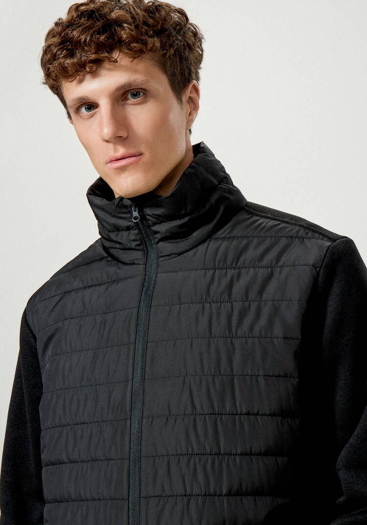 Куртка стеганая с рукавами из трикотажа шир.  750, рис. 15