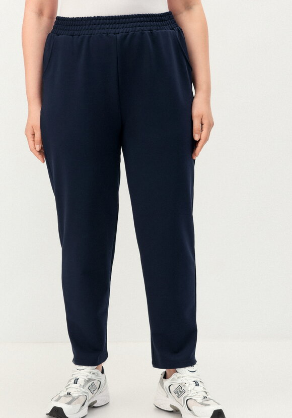 Комплект брючный с принтом на футболке шир.  580, рис. 4