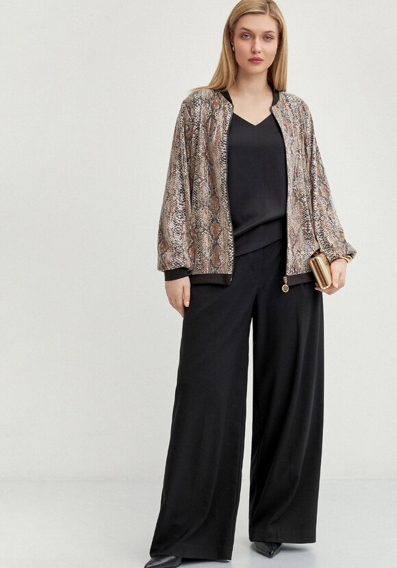 Бомбер с пайетками на подкладке шир.  580, рис. 11