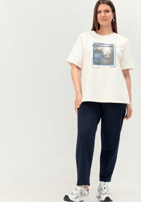 Комплект брючный с принтом на футболке