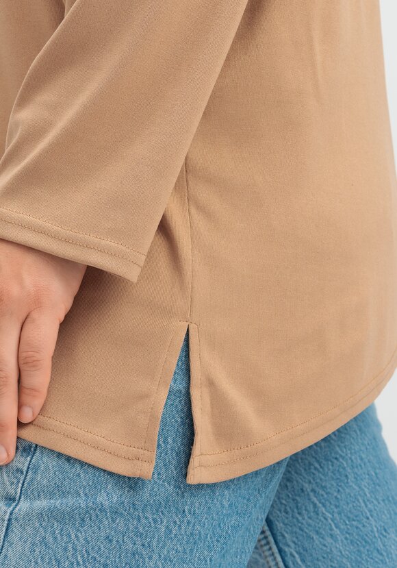 Лонгслив с асимметричным низом шир.  580, рис. 31