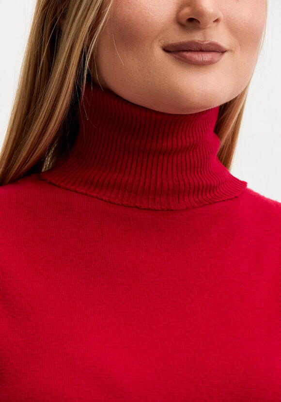 Водолазка Виталина шир.  580, рис. 24