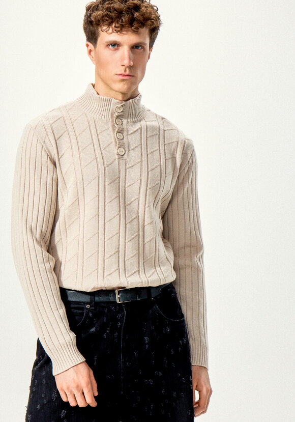 Джемпер с воротом-стойкой и планкой шир.  580, рис. 14