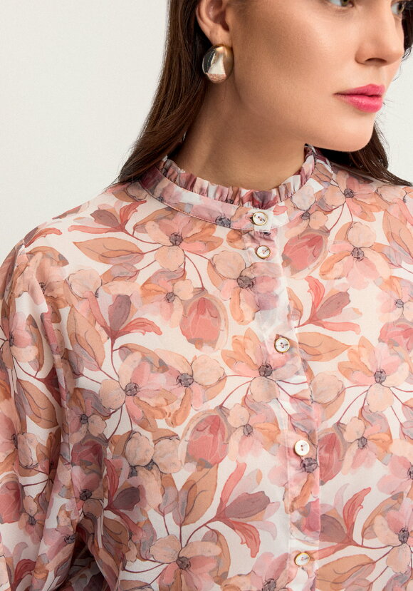 Блуза легкая с цветочным принтом шир.  580, рис. 12