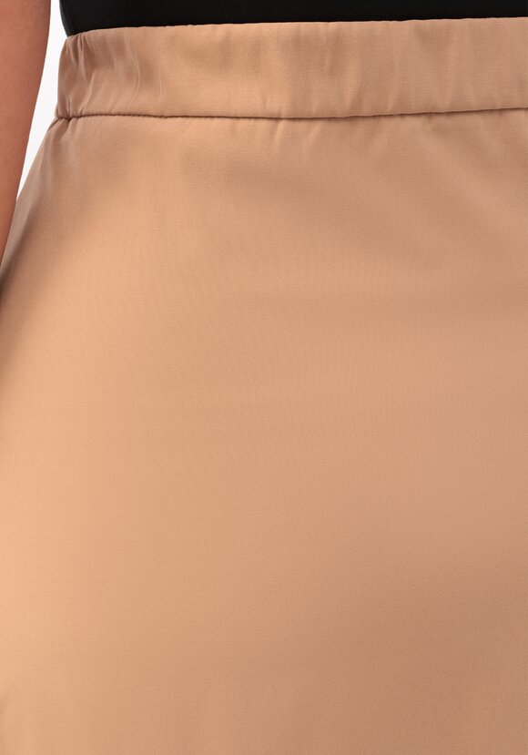 Юбка А-силуэта с карманами шир.  580, рис. 7