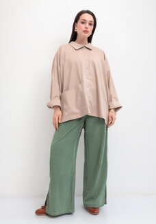 Брюки широкие на резинке со шнурком