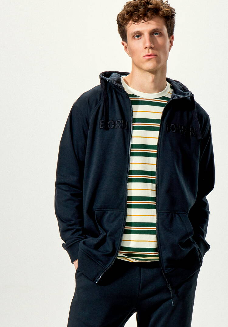 Толстовка с вышивкой и капюшоном шир.  750, рис. 9