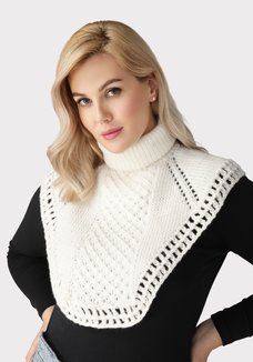 Манишка вязаная