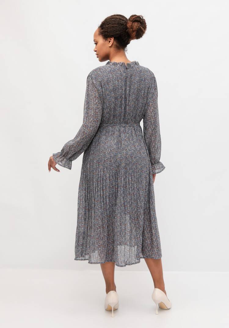 Платье Асие шир.  750, рис. 10